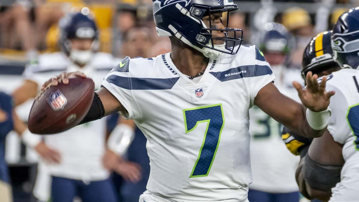 Broncos vs Seahawks Week 1: Can QB Geno Smith Get the Job Done?