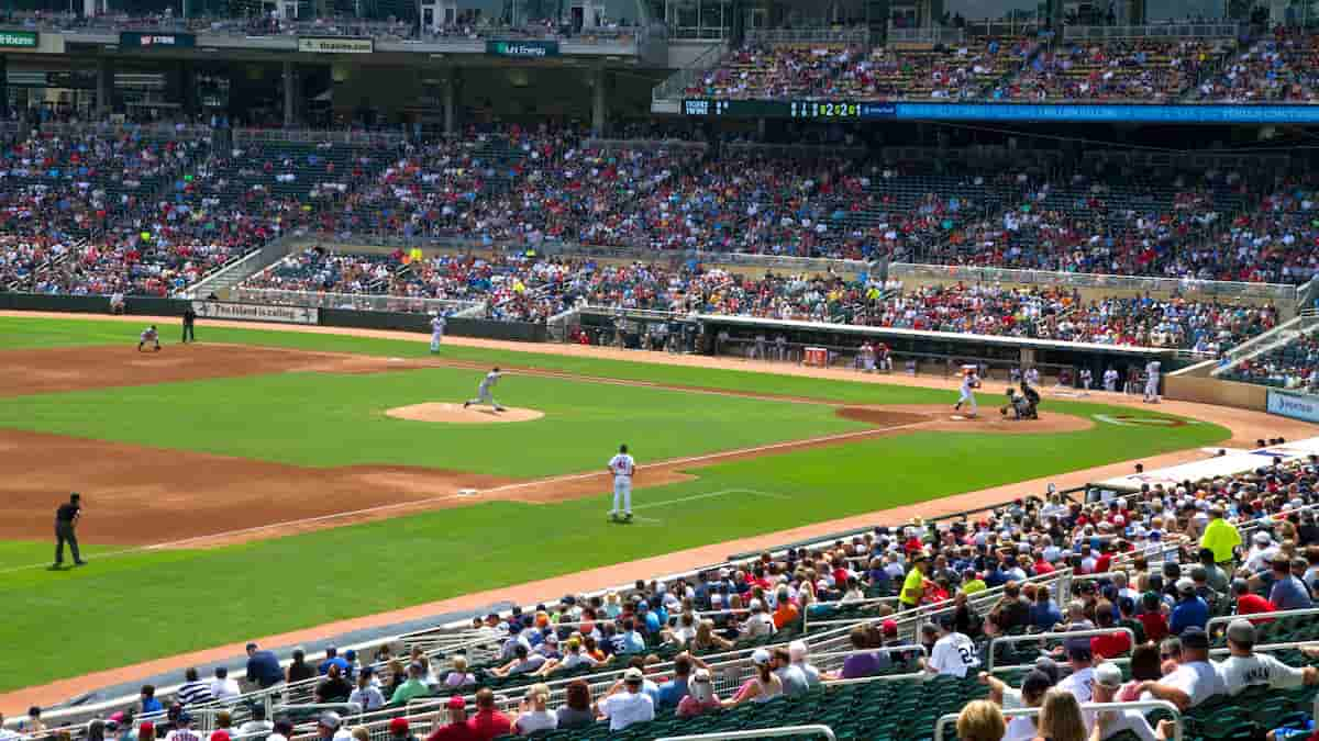 MLBPA Director Says Baseball Entering a “Dangerous World” with Sports Betting