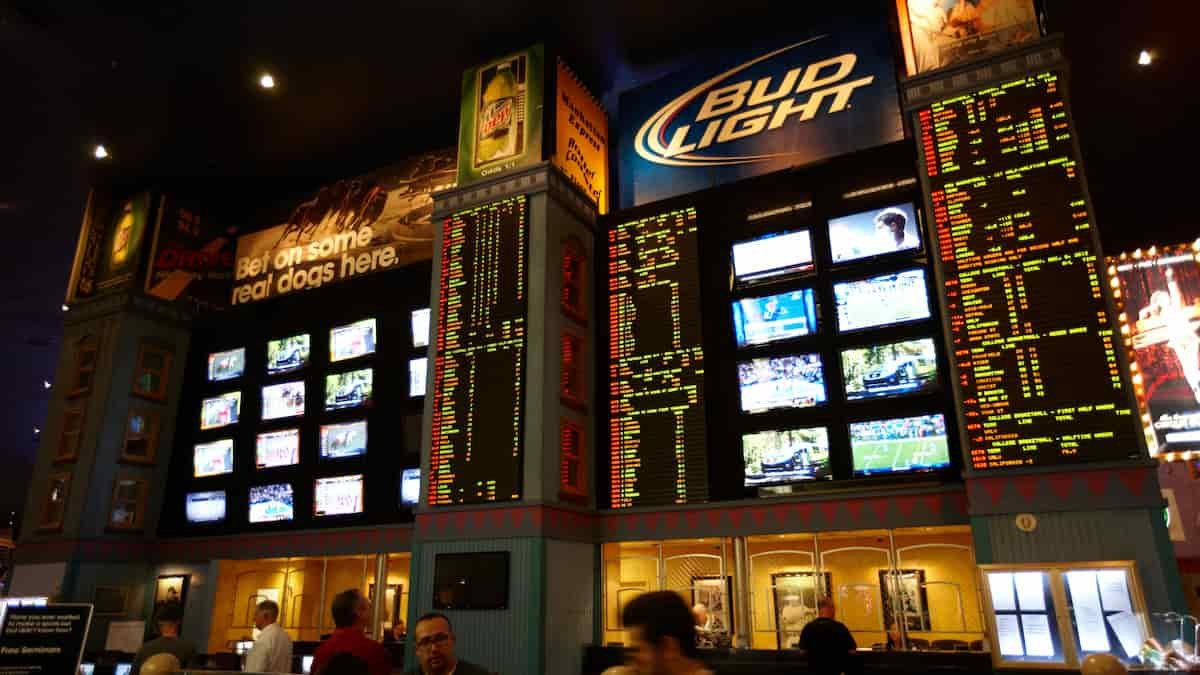 Massachusetts Bettors Traveling to Neighboring States to Place Sports Wagers