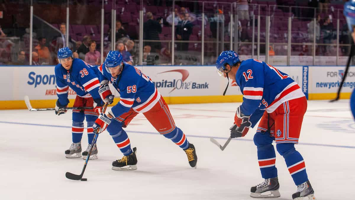 New York Rangers vs Vegas Golden Knights Predictions, Odds, Picks