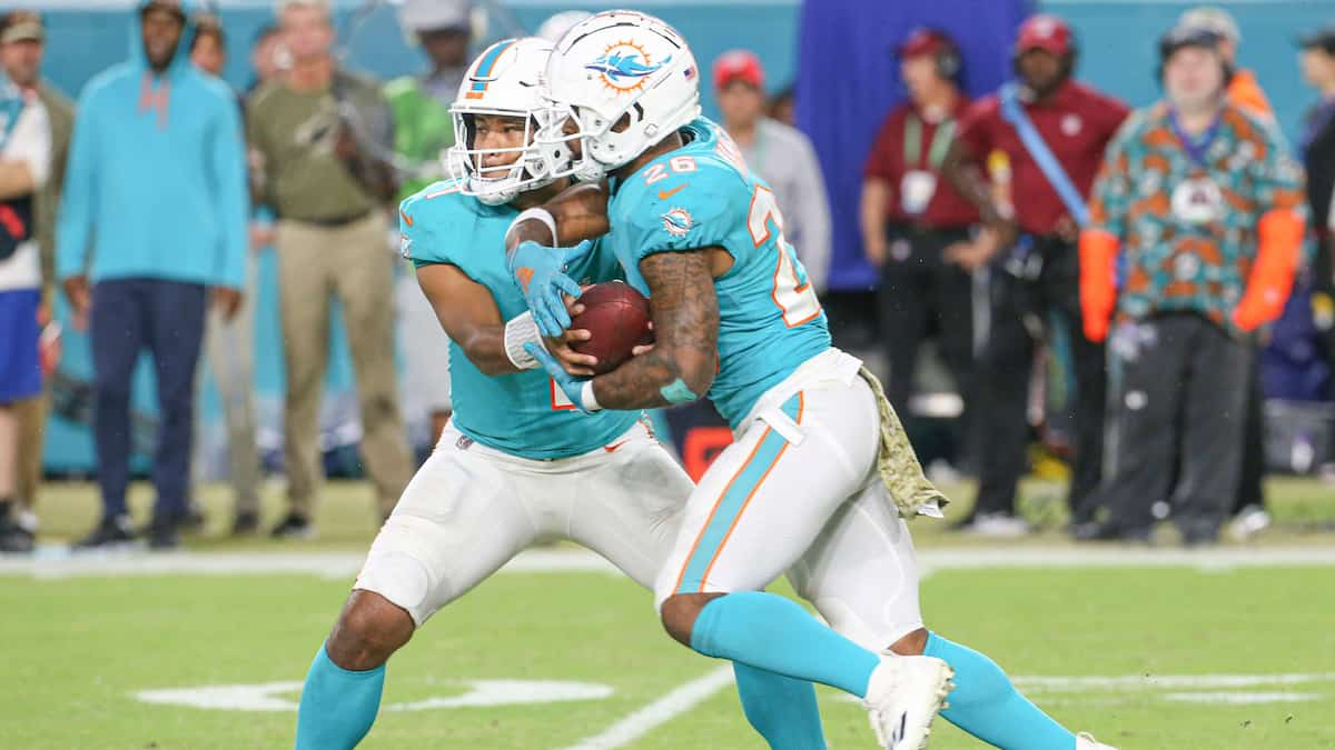 Miami Dolphins vs New Orleans Saints Prediction, Betting Odds, Picks MNF