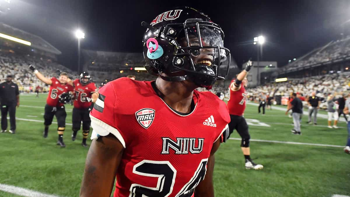 Northern Illinois vs Coastal Carolina Cure Bowl Predictions, Picks, Odds