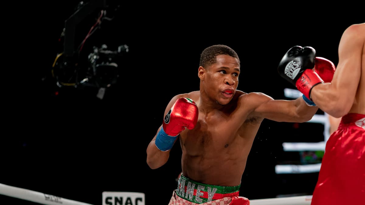 Devin Haney vs Joseph Diaz Predictions, Betting Odds, Picks