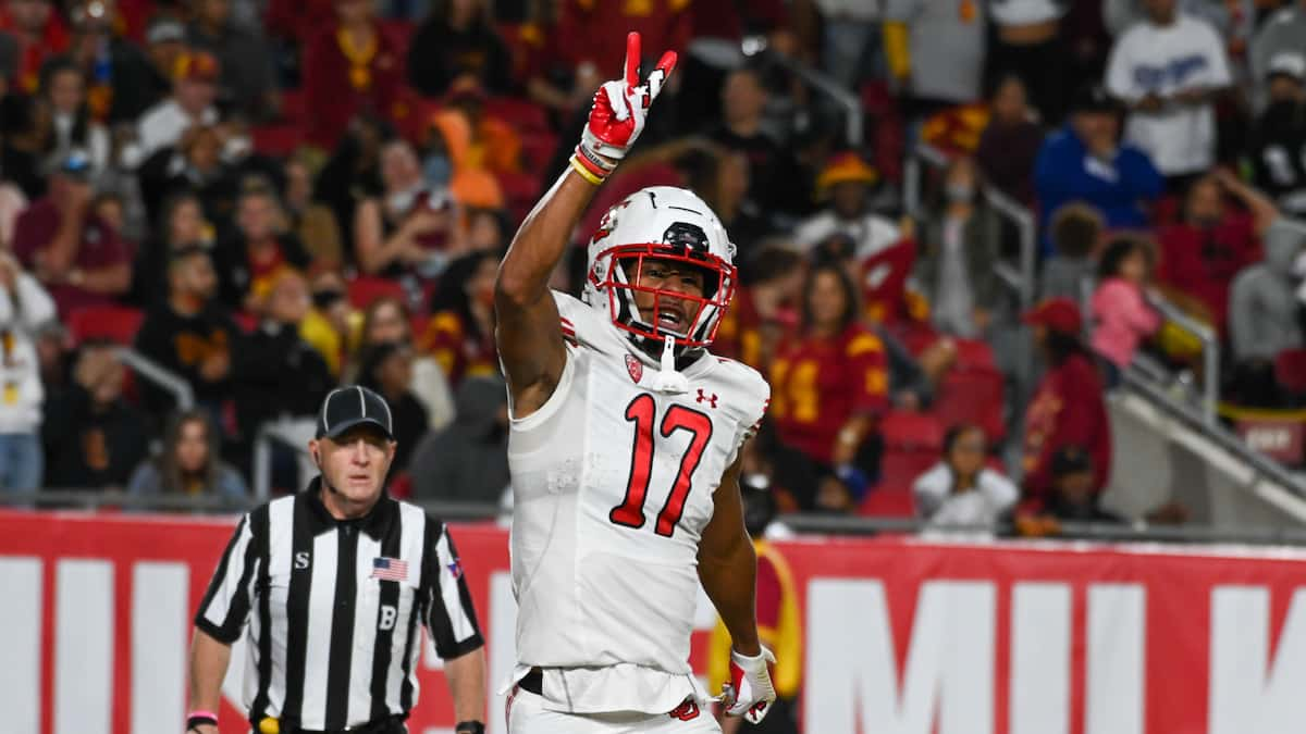 No. 3 Oregon Ducks vs No. 24 Utah Utes Predictions, Odds, Picks