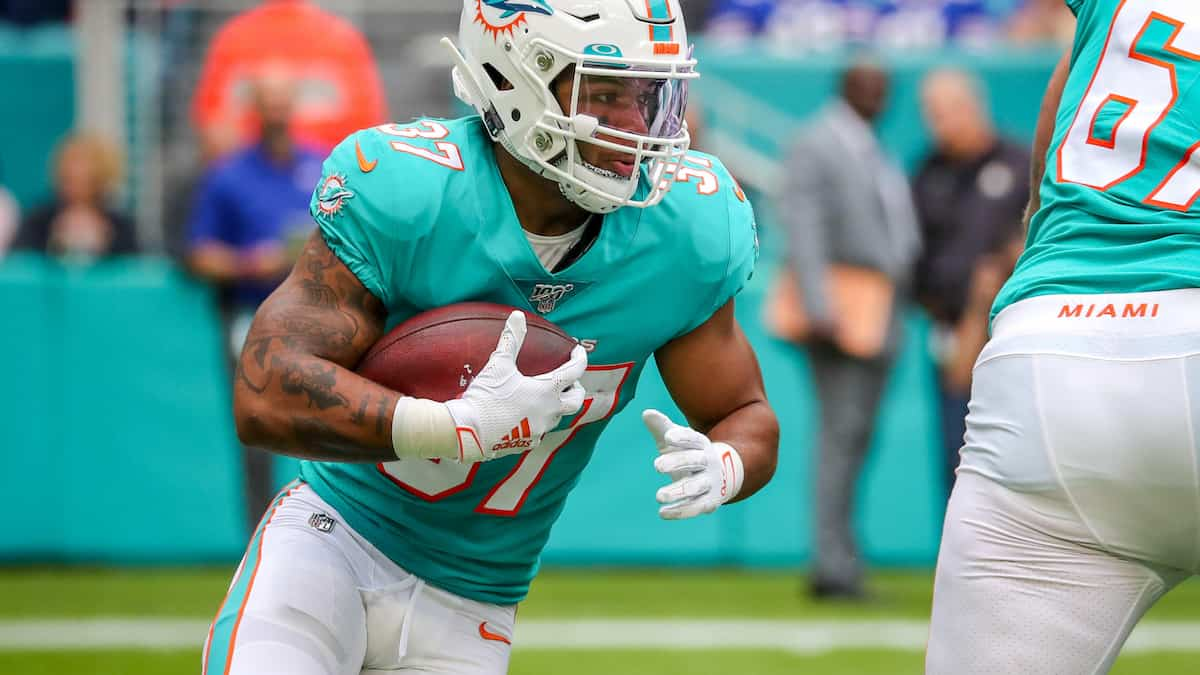 Miami Dolphins vs Tampa Bay Buccaneers Predictions, Odds, Picks Week 5