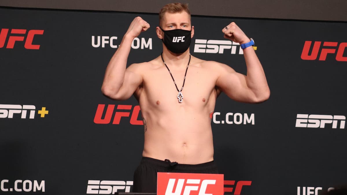 UFC Fight Night Gane vs Volkov Predictions, Picks, Betting Odds