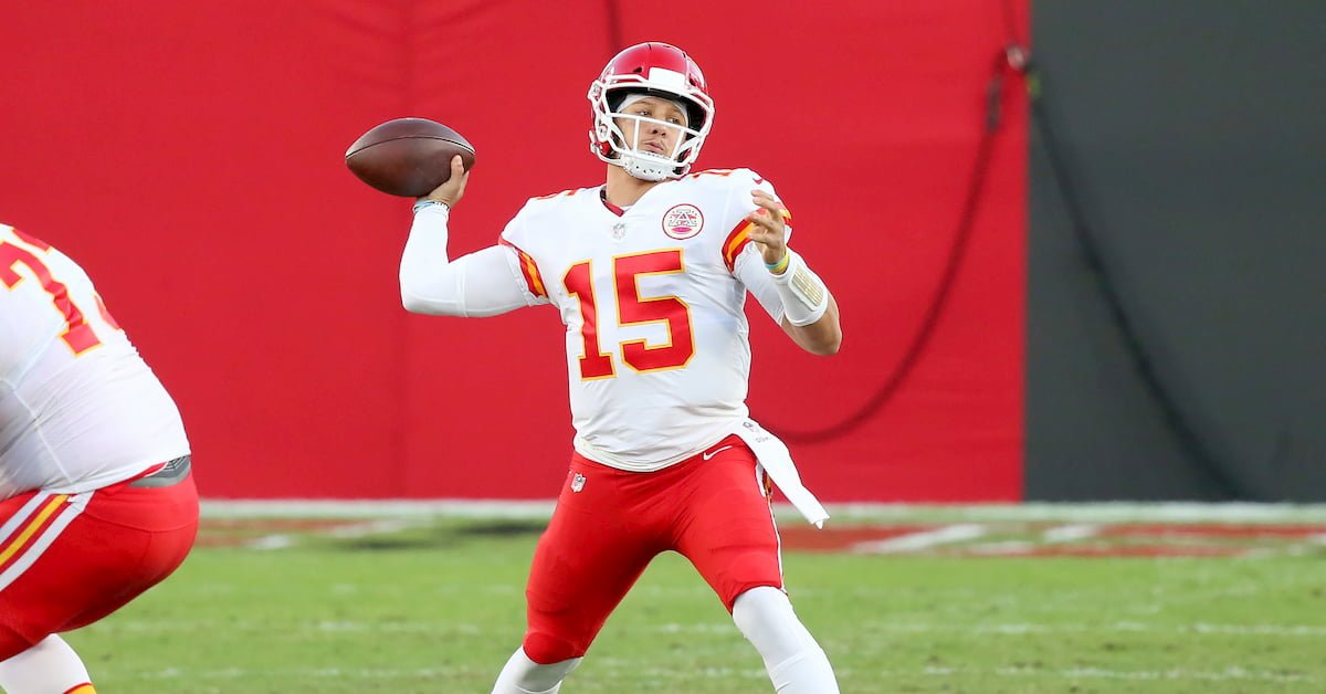 Denver Broncos vs Kansas City Chiefs Predictions, Odds & Picks