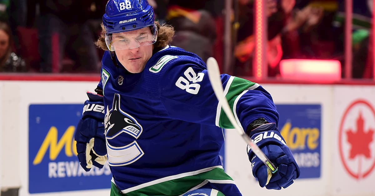 St. Louis Blues vs Vancouver Canucks Game 3 Predictions, Odds & Picks