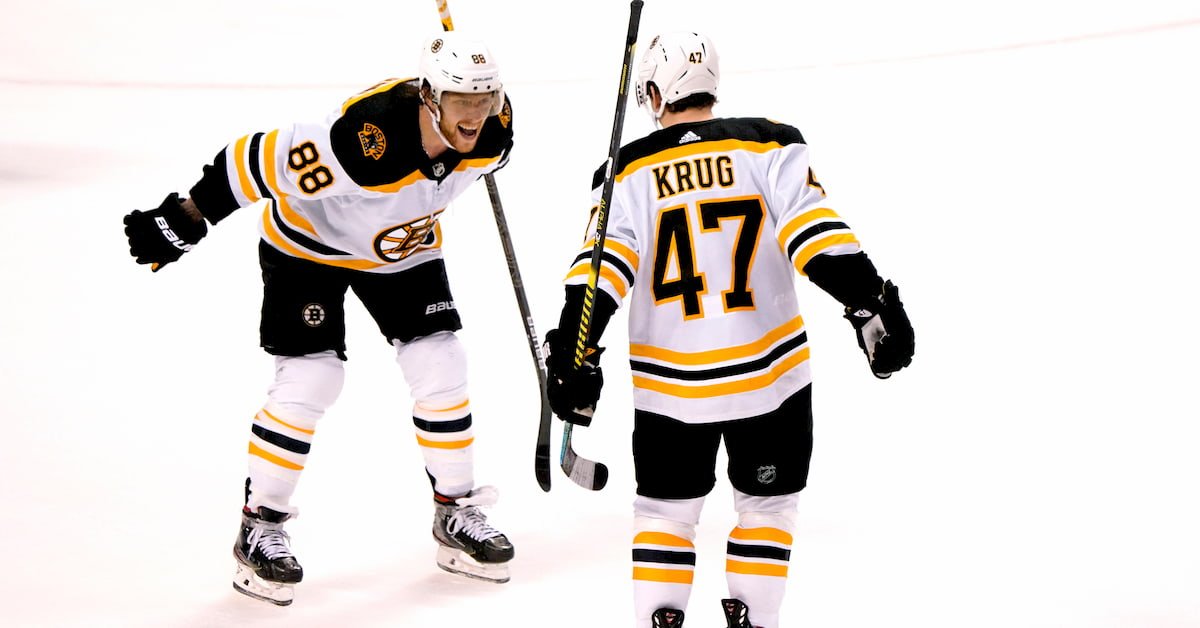 Philadelphia Flyers vs Boston Bruins Predictions, Odds & Picks