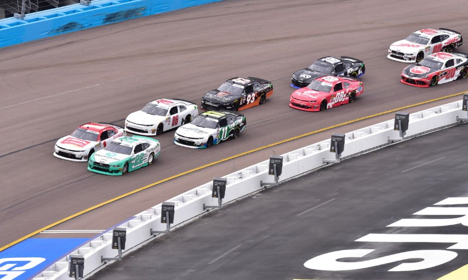 2019 Bluegreen Vacations 500, ISM Raceway - Predictions & Odds