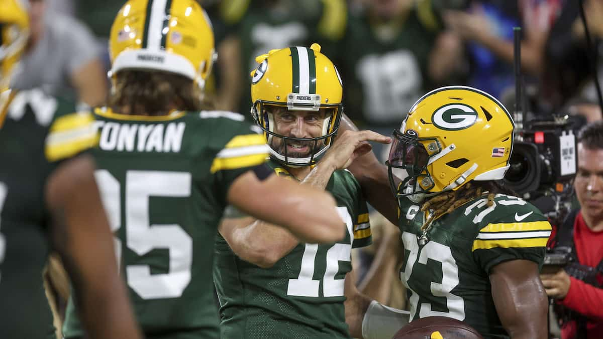 Packers vs Bills Week 8: QB Aaron Rodgers Is Getting Frustrated