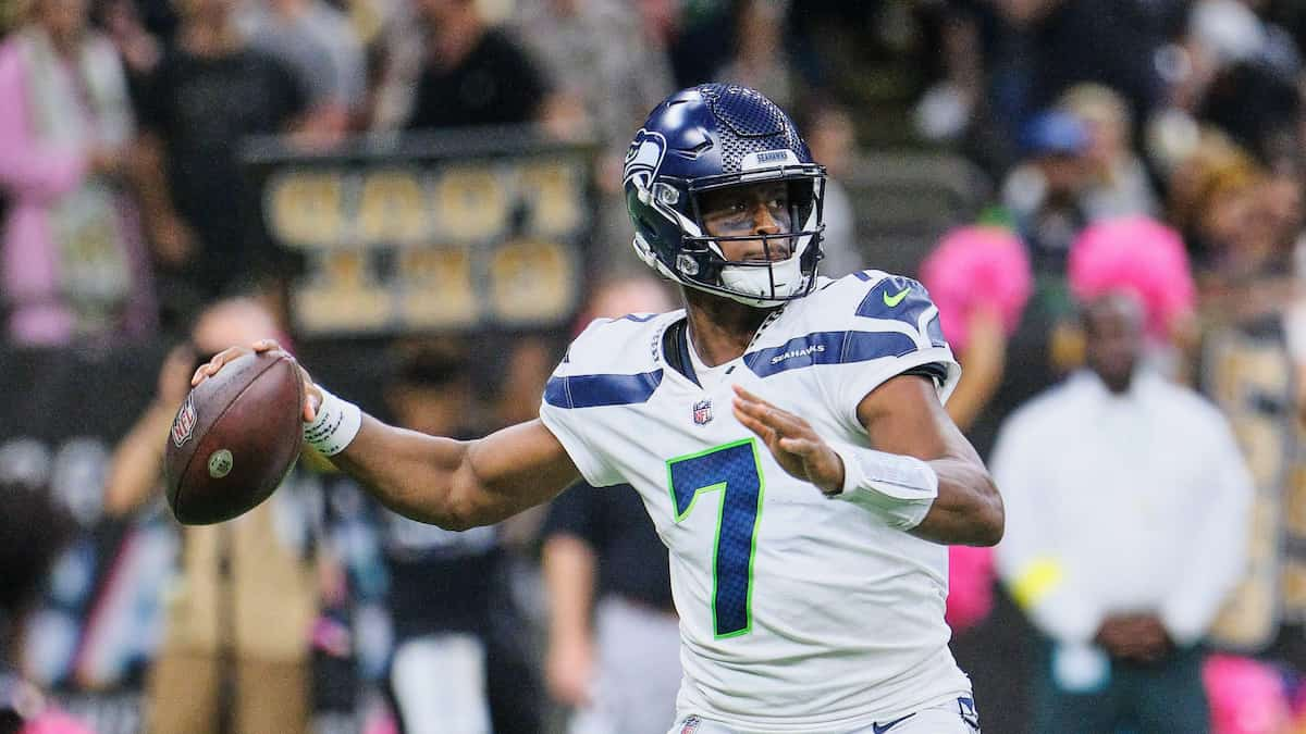 Seahawks vs Cardinals Week 9: Expect a Fierce NFC West Battle