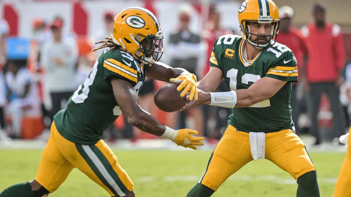 Titans vs Packers Week 11: QB Aaron Rodgers Is Ready to Go on a Win Streak