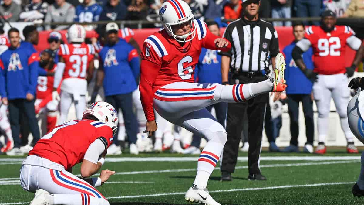 Patriots vs Cardinals Week 14: One of These Teams Will Get To End Their Two Game Losing Streak