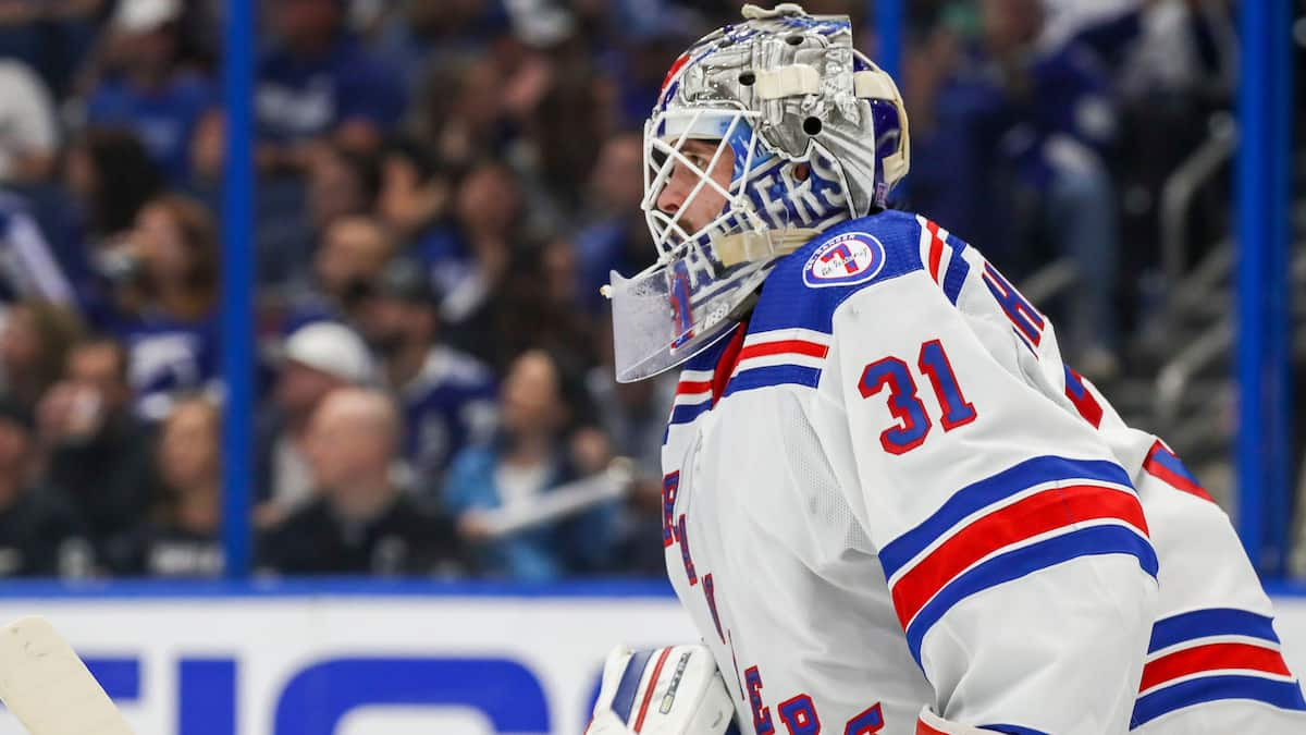 Carolina Hurricanes vs New York Rangers: Rangers Take on Hot Hurricanes