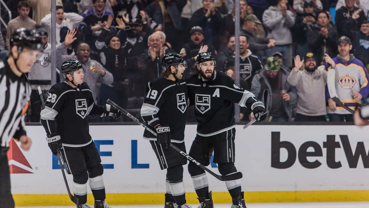 Los Angeles Kings vs Carolina Hurricanes: Kings Try to End Hurricanes Winning Streak