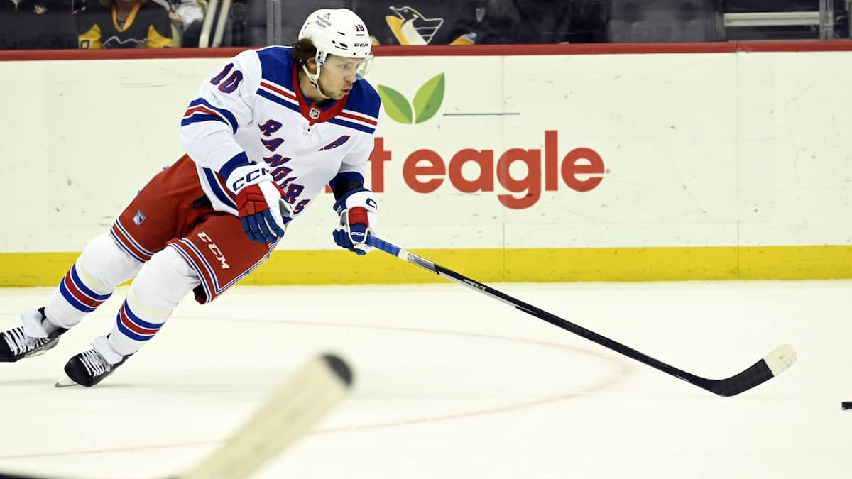 Rangers vs Devils: Rangers Take on Devils in Metropolitan Division Battle