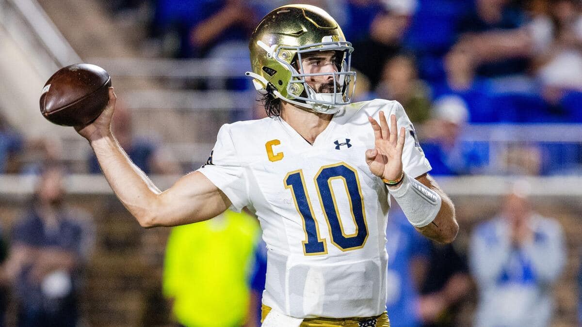 No. 10 USC vs. No. 21 Notre Dame Predictions, Odds & Picks