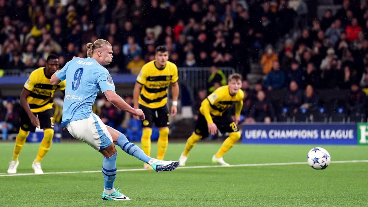 Manchester United vs. Manchester City: First Derby of the Seasons