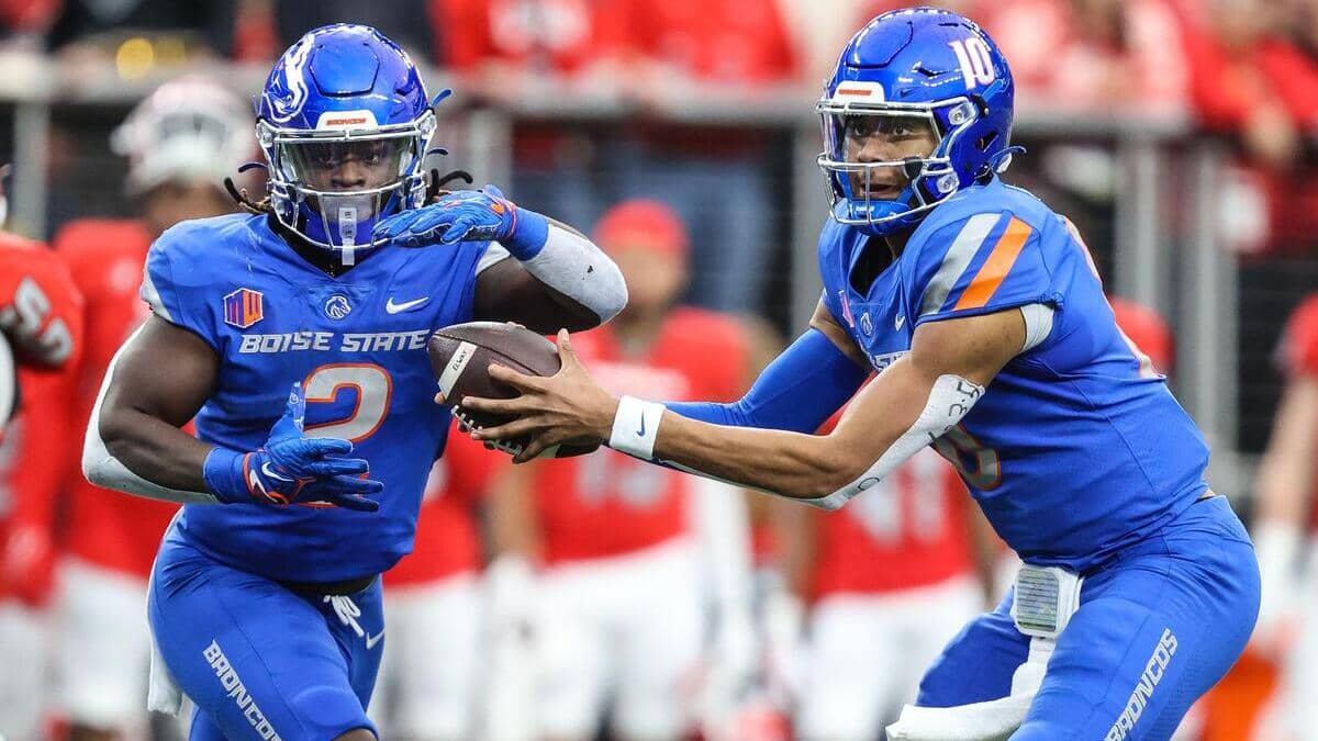 Starco Brands LA Bowl: UCLA vs. Boise State Predictions, Odds & Picks