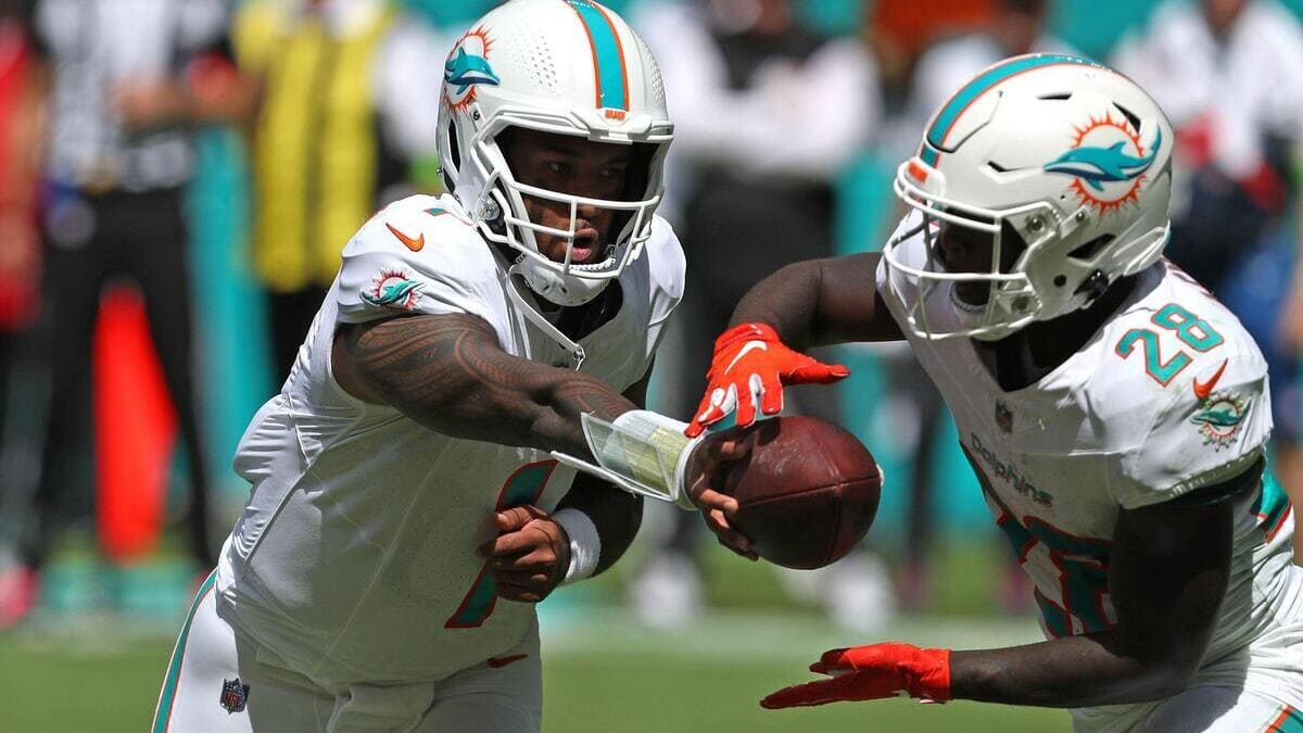 Best Jets vs. Dolphins Prop Bets: Both AFC East Teams Push for Last Season Redemption