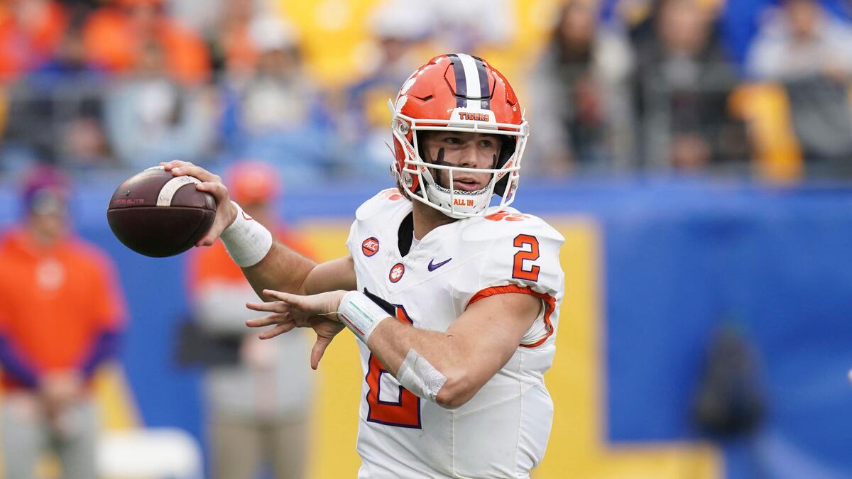 South Carolina vs. Clemson Picks, Predictions and Odds: Can the Winner Make the CFP