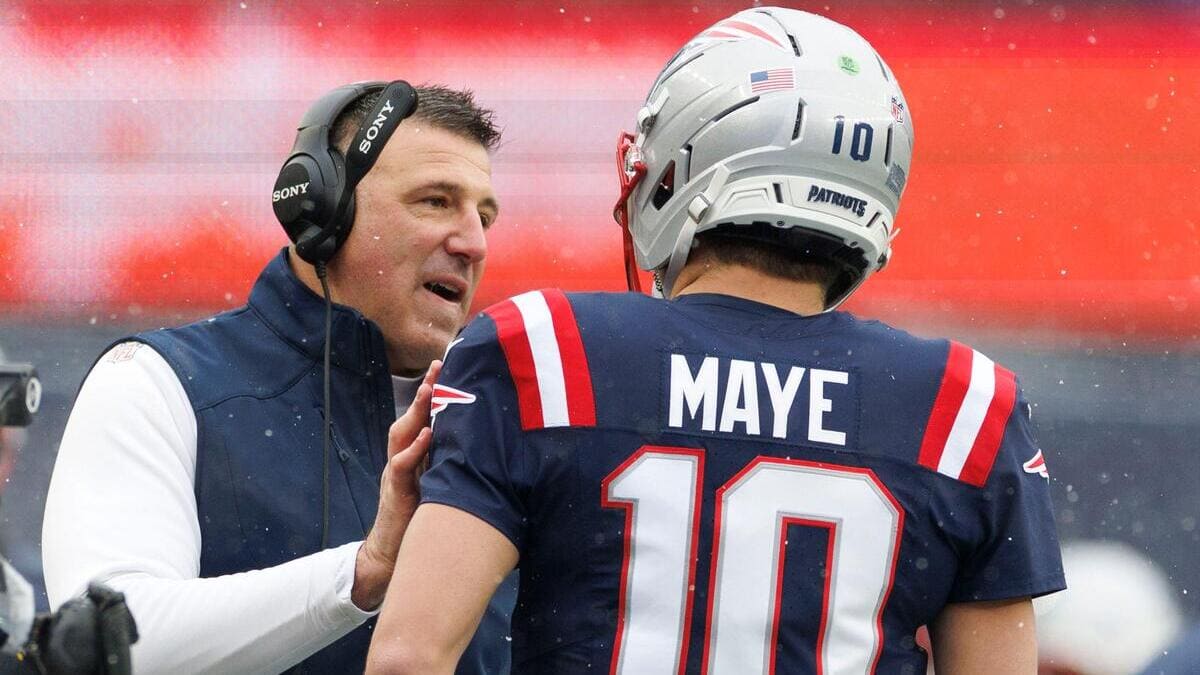 Drake Maye and Mike Vrabel