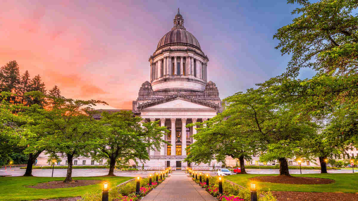 Wild West in Washington: Playtika and Aristocrat Face Massive Lawsuit