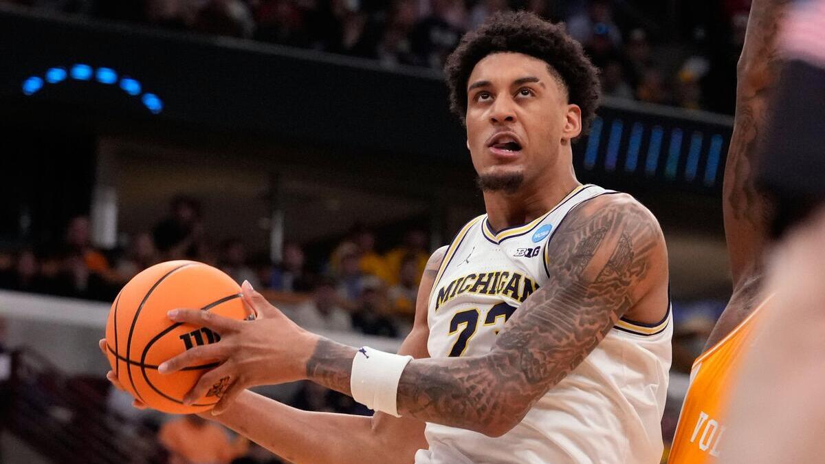 Arizona vs Michigan de Facto NCAA Championship Game Arizona vs Michigan de Facto NCAA Championship Game