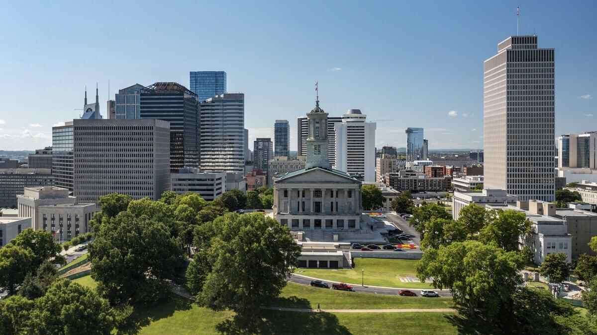 Tennessee and Iowa Move to Outlaw Sweepstakes Casinos
